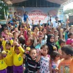 Senyum Ceria berbagi kebarmanfaatan menghias 50 Cup Cake