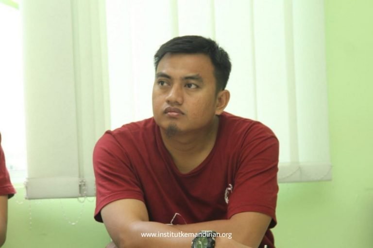 Firmansyah peserta pelatihan Digital Marketing di institut Kemandirian