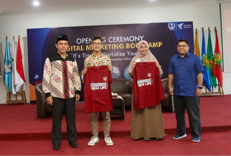 Opening Ceremony Pelatihan Digital Marketing Bootcamp