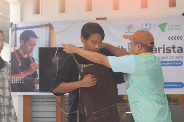 Institut Kemandirian Dompet Dhuafa Gelar Pelatihan Barista untuk Anak-anak Muda di Sumbar