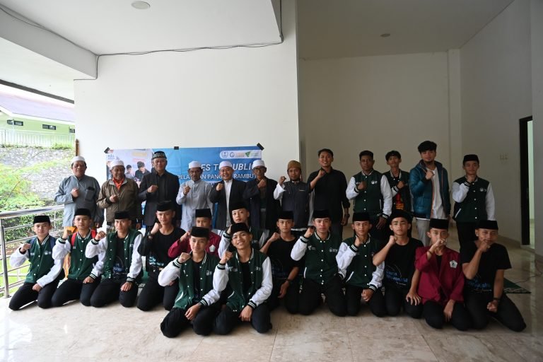 pelatihan pangkas rambut