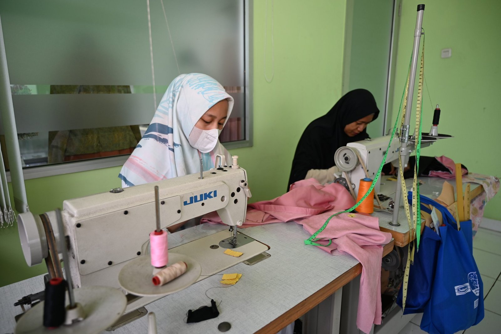 Pelatihan Menjahit Institut Kemandirian