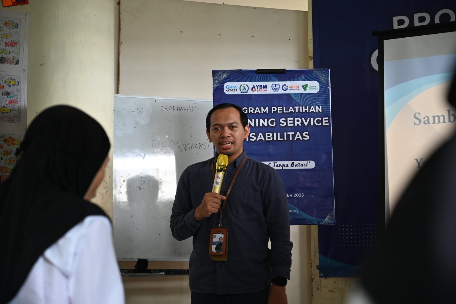 Sambutan Bintoro Pujo Prawiro, Assistant Manager Policy Research and Innovation YBM BRILiaN, dalam pembukaan pelatihan cleaning service, Bogor (18/12/2025).