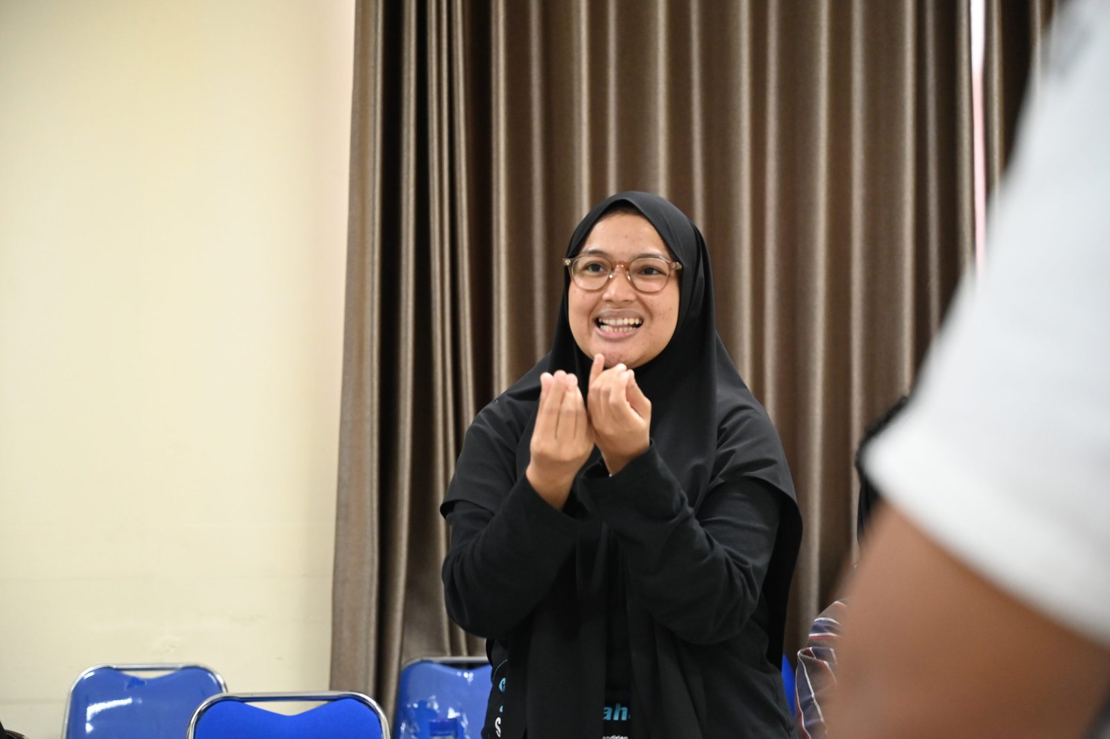 Krisdayanti, peserta difabel tuna rungu pelatihan crew store, Tangerang (19/12/2025).