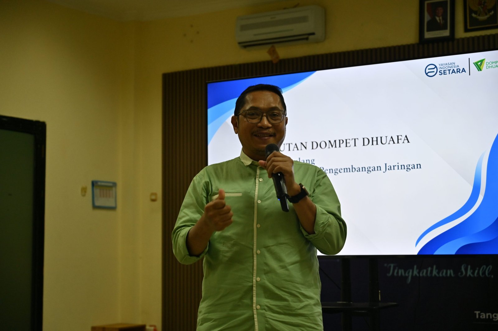 Sambutan Bobby Manulang, General Manager Pengembangan Jaringan Cabang dan MPZ Dompet Dhuafa dalam pembukaan pelatihan live selling, Tangerang, 27 Januari 2026.