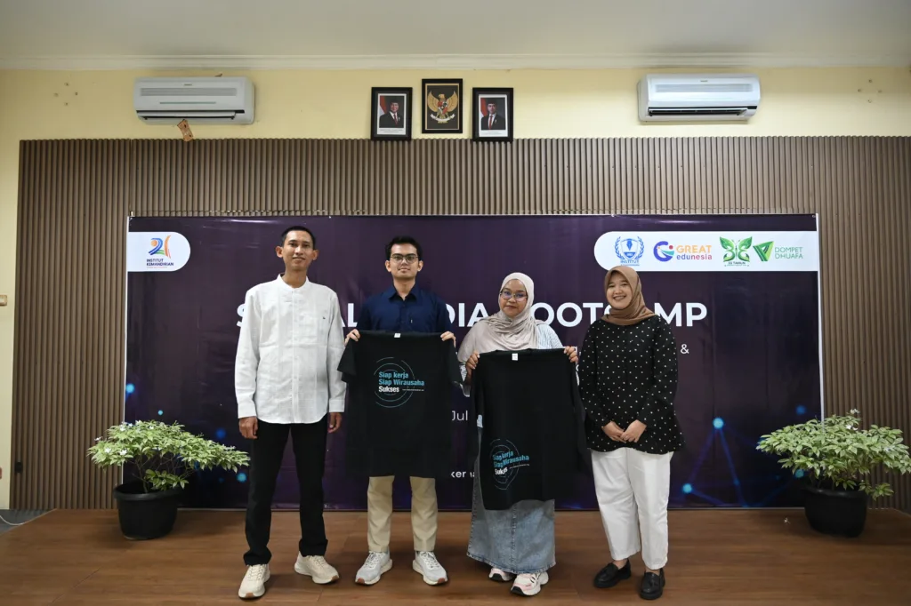 Alumni Pelatihan Social Media Specialist Institut Kemandirian