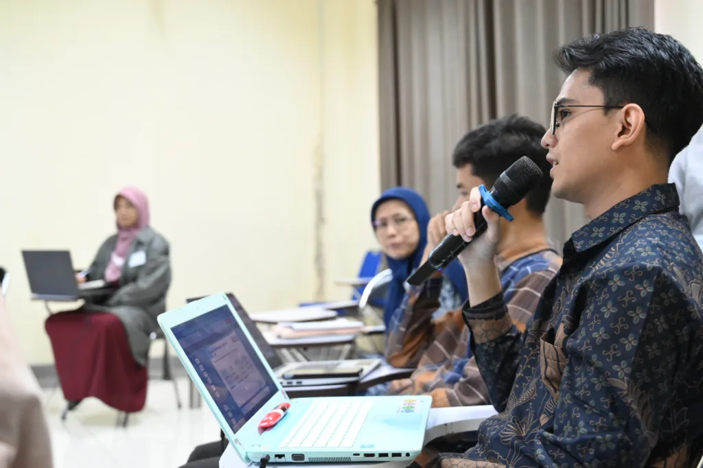 Praktik digital marketing Pelatihan Social Media Specialist