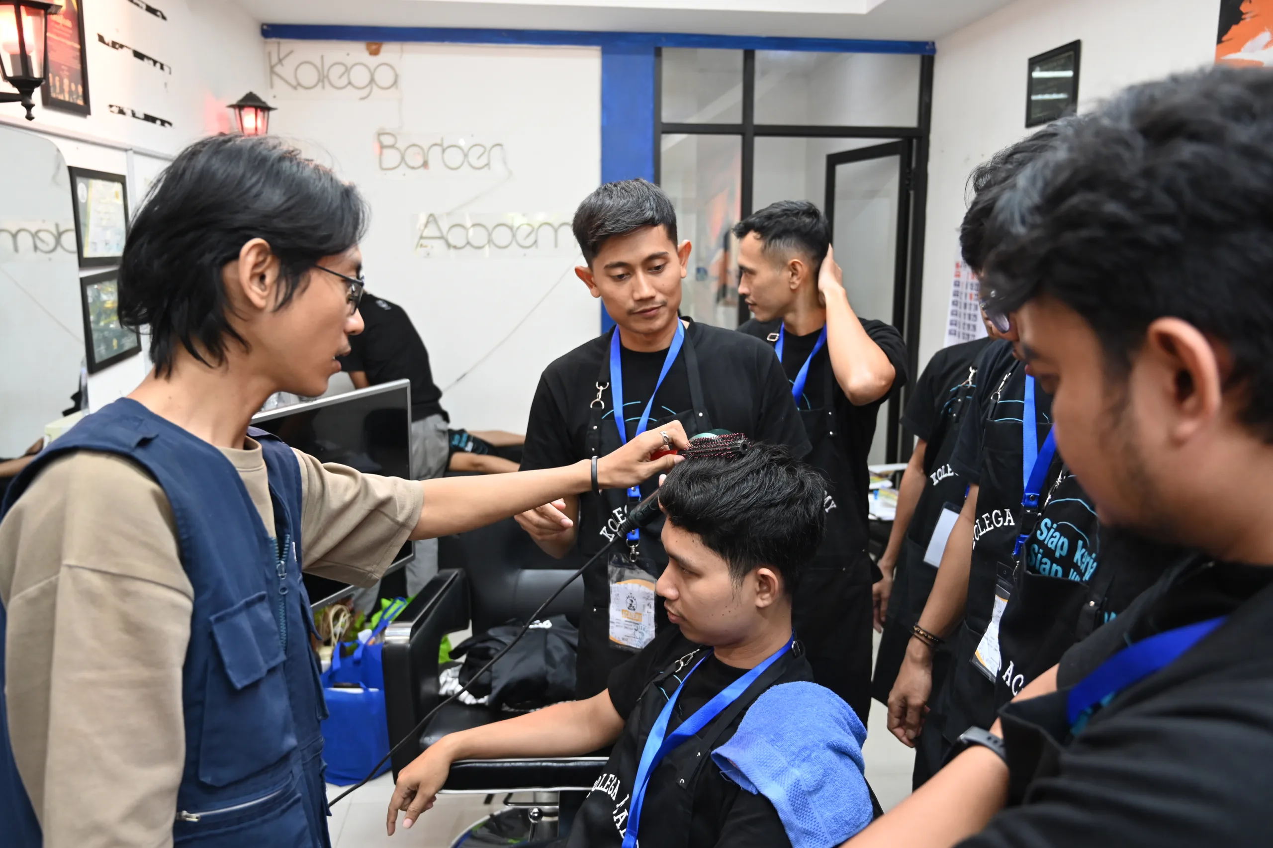 Pelatihan Pangkas Rambut