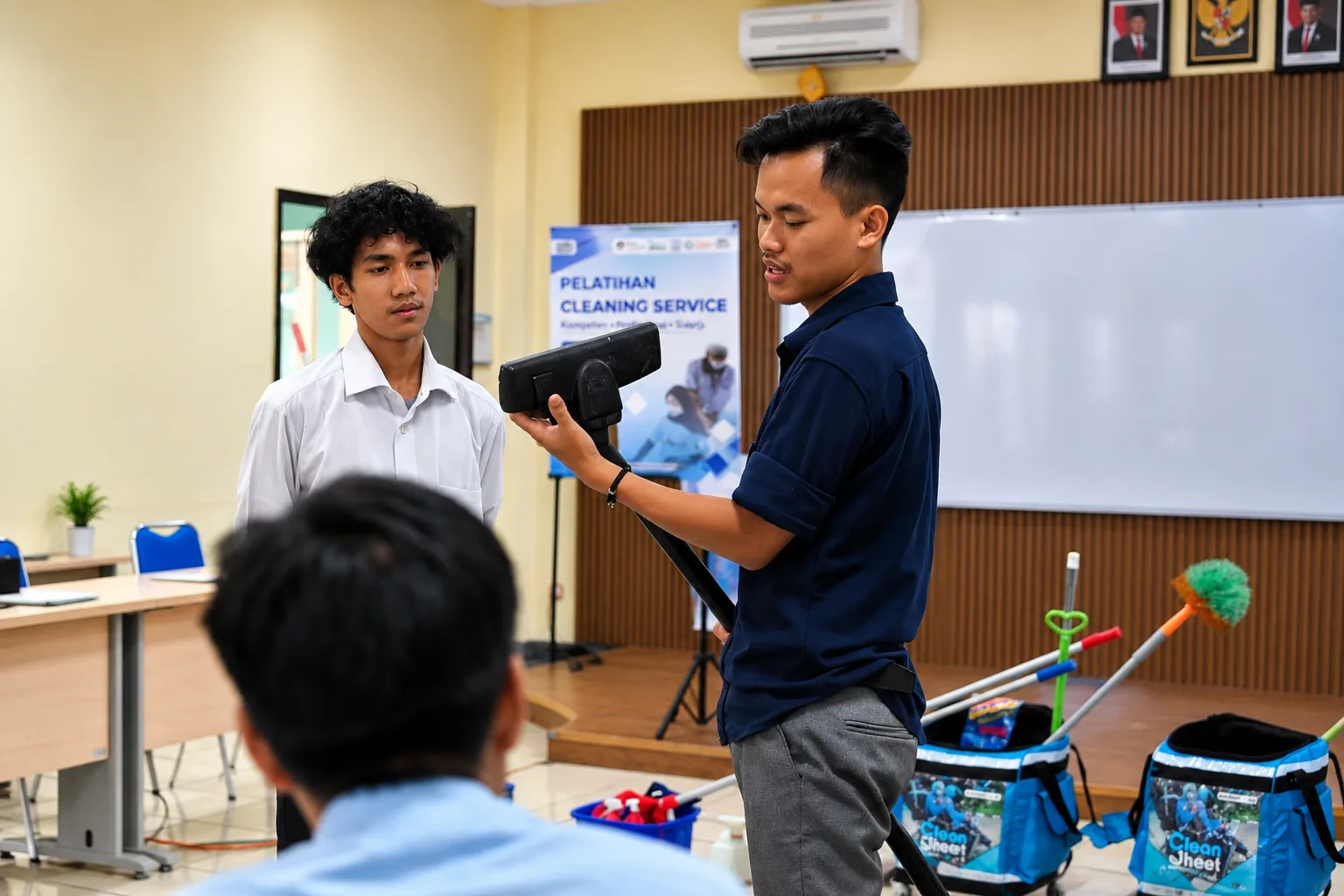 Pelatihan Home Cleaningpreneur Institut Kemandirian