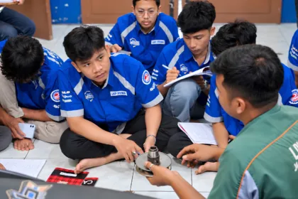 Pelatihan Servis Motor Institut Kemandirian