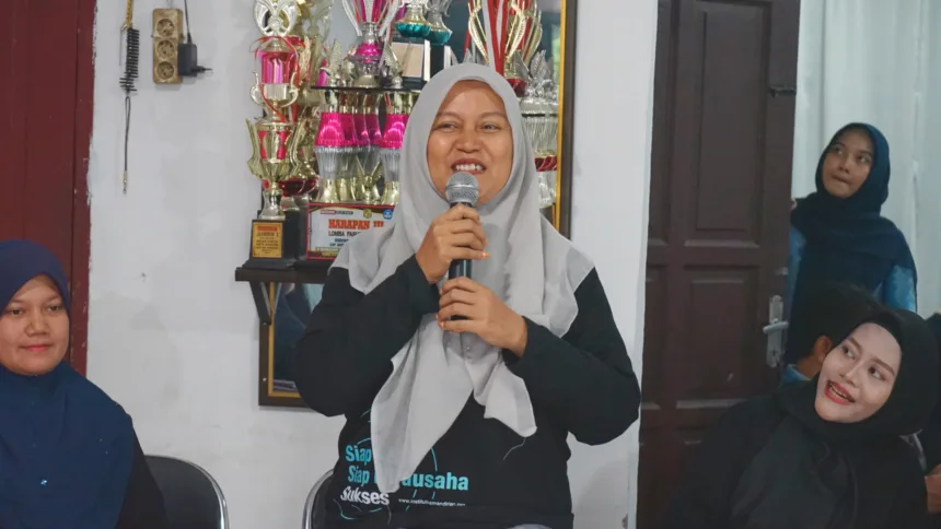 Peserta pelatihan Menjahit Institut Kemandirian di Medan