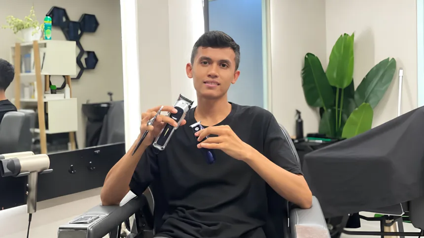 Supria, Bertumbuh Lewat Pelatihan Barber Paradaya Movement 2.0